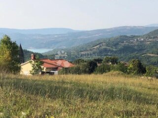 Građevinski Teren s Pogledom na Jezero Butoniga - Prilika