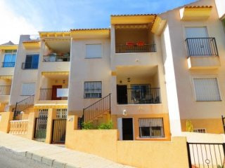 3 bedroom, 2 bathroom Apartment, (build..