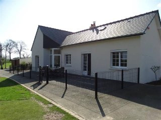 Detached Country House with Lake