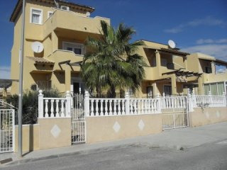 3 Bedrooms - Villa - Alicante - For Sale
