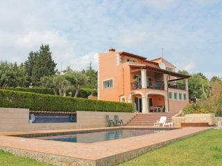 Villa With Fantastic Views In Bunyola