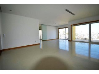 Buy Apartments T2+1 em Faro , Albufeira..