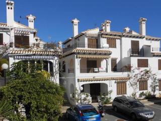 TRIPLEX WITH INDEPENDENT APARTMENT IN..