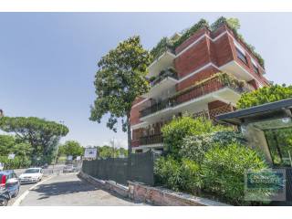 2 Bedrooms - Apartment - For Sale