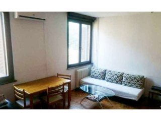 Centar - Tasmajdan, renoviran, kompletna bela tehnika..