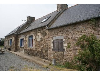 4 Bed Detached Longere Style House