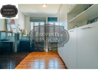 2 Bed Lisbon Apartment for Sale, Alto..