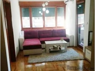 Vracar, novogradnja, terasa, kompletna bela tehnika, klima..