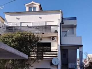 VODICE - atraktivan stan s pogledom na more