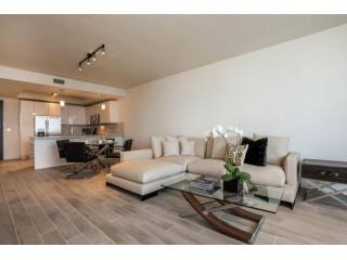 1 bedroom Flat For Sale: 999 SW 1 ave #..