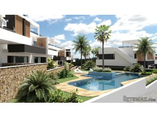 Apartamentos en planta baja con terraza delantera y planta..