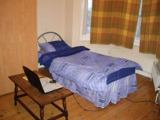 Room share for men, Zone 3, Walthamstow