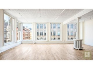 3 bedroom Apartment For Sale: 54 GREENE..