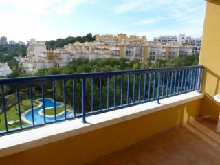 3 Bedroom 2 Bathroom Apartment In..