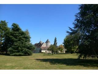 7 bedroom Manor House For Sale: 86100..