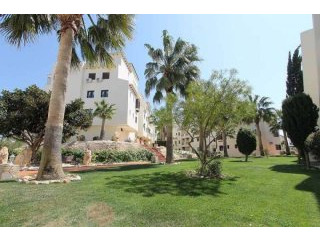 3 Bedroom 2 Bathroom Penthouse In..