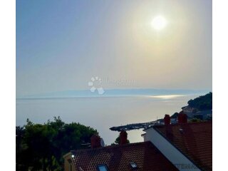 LOŠINJ - 3 ETAŽIRANA STANA U KUĆI 100m od plaže