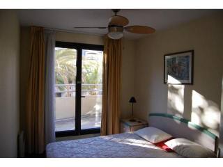Modest two bed in Fleurs