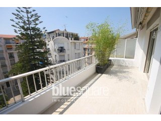 Luxury 2-bedroom apartment in Nice..