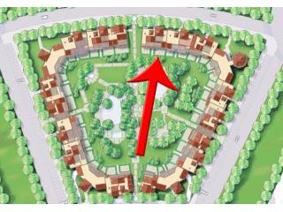 2 bedroom Apartment For Sale: 1st..