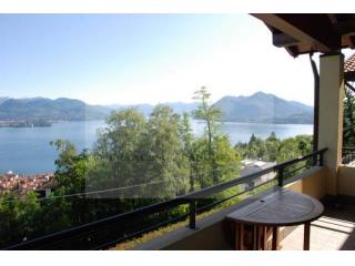 2 bedroom Apartment For Sale: Stresa, IT