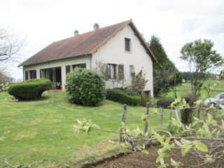 Delightful Traditional House and Garden