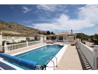 Reduced 10k Apr17!! 3bed 3bath villa w/..