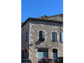 In The Heart Of A Popular Bastide Town
