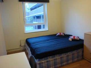 Double Room - London - For Rent