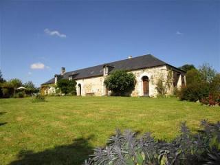 Country Estate With 4 Houses On 7 Acres..