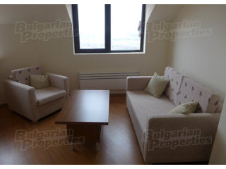 Fully Furnished Apartment Near The Mall..