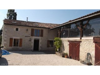 Renovated barn with half an acre of..