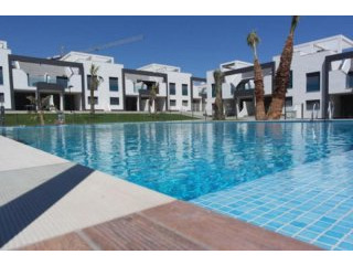 Penthouse with communal Pool and..