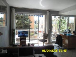 Delightful two bed in Cimiez