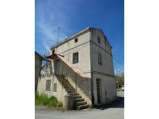 Detached property with a large..