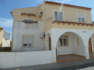 3 Bedrooms Bungalow For Sale