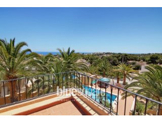 4 Bedroom villa close to the beaches..