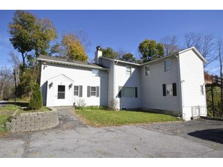 5 bedroom Flat For Sale: 2268 Route 9d..