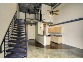 1 bedroom Apartment For Sale: 2000..