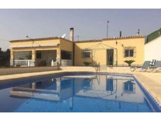4 Bedroom Country House In Crevillente