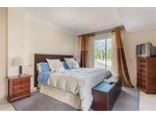 Apartment For Sale In Golden Mile..