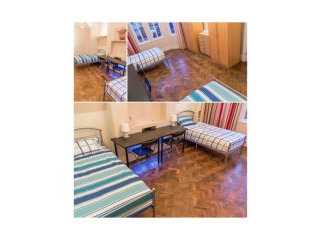Twin with 2 single bed near Ealing..