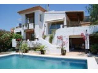 3 Bedrooms - Villa - Malaga - For Sale