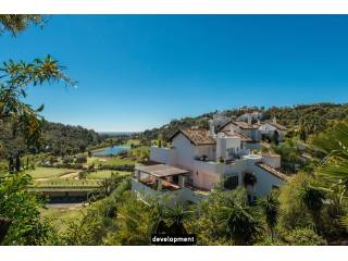 Penthouse for sale in Benahavis..