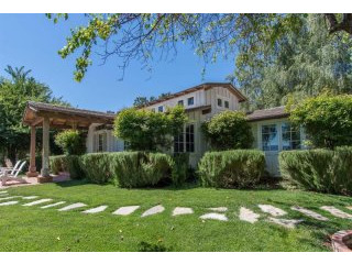 6 bedroom House For Sale: 2600 Canada..