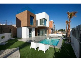* Sought After 4 Bedroomed Villas in..