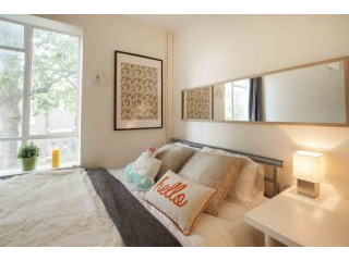 Single with double bed near Old Street..
