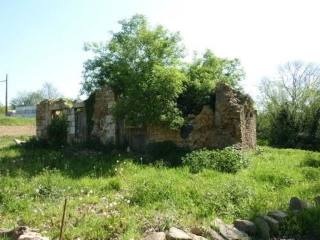 La Chapelle Uree - House For Sale