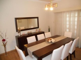 4 BEDROOM GROUND FLOOR APARTMENT IN..