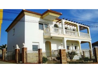 4 bedroom, 4 bathroom Villa, (build 220..